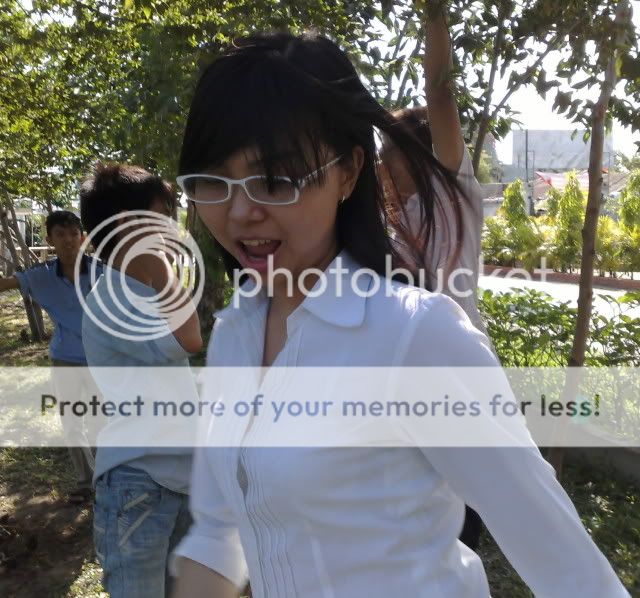 Bạn có thích con gái mang kính ko?